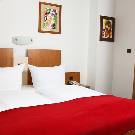 City Hotel Journal Вольфсбург Экстерьер фото